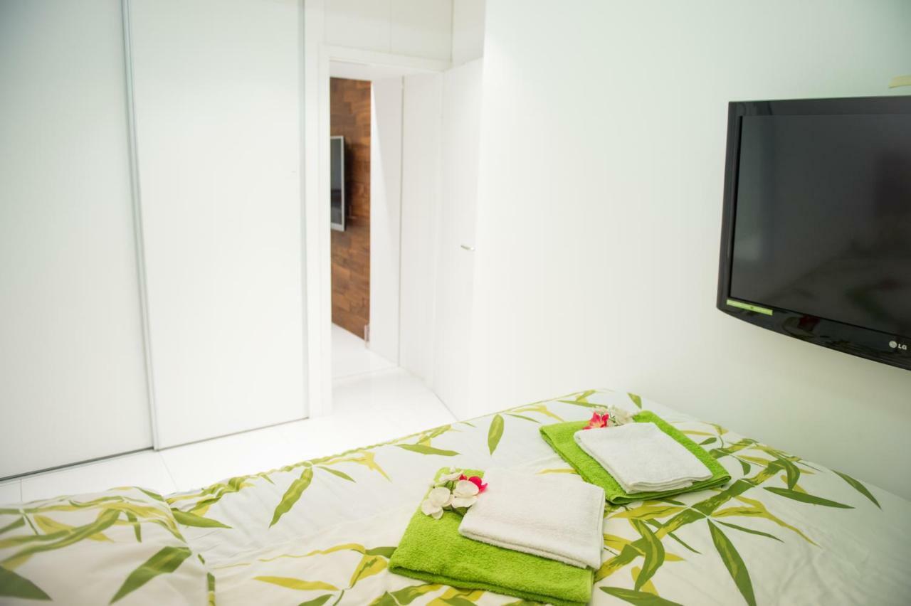 Апартаменты First Floor Flat (Adults Only) Любляна Экстерьер фото